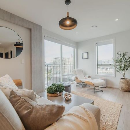 Penthouse Perfection - 2Br Elegance On Worcester St Крайстчёрч Экстерьер фото